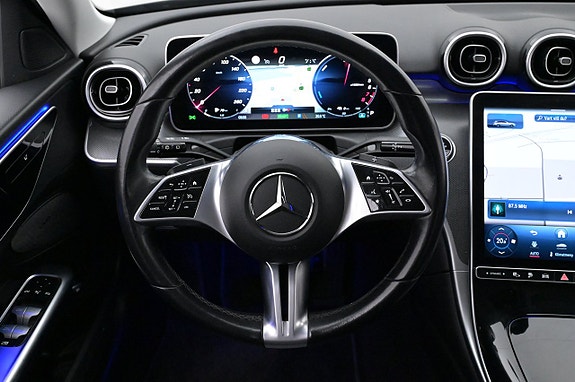 Mercedes-Benz C300 7 of 27