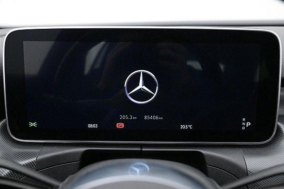 Mercedes-Benz C300 8 of 27