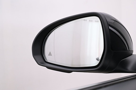 Mercedes-Benz C300 21 of 27