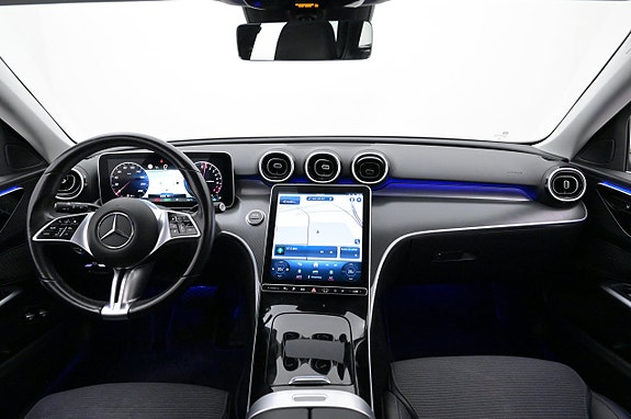 Mercedes-Benz C300 6 of 27