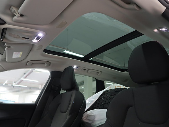 Volvo XC60 21 of 30