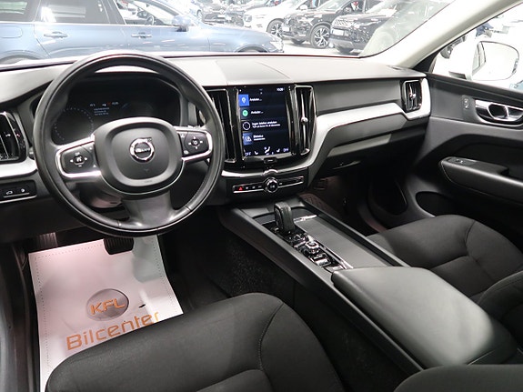 Volvo XC60 17 of 30