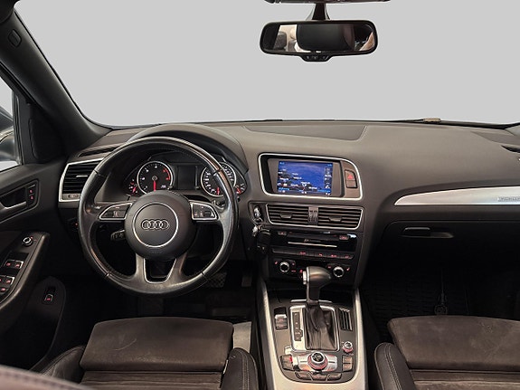 Audi Q5 10 of 28