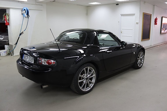 Mazda MX-5 4 of 5