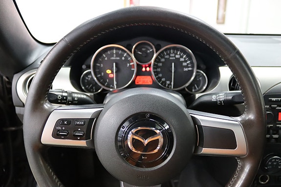 Mazda MX-5 10 of 14