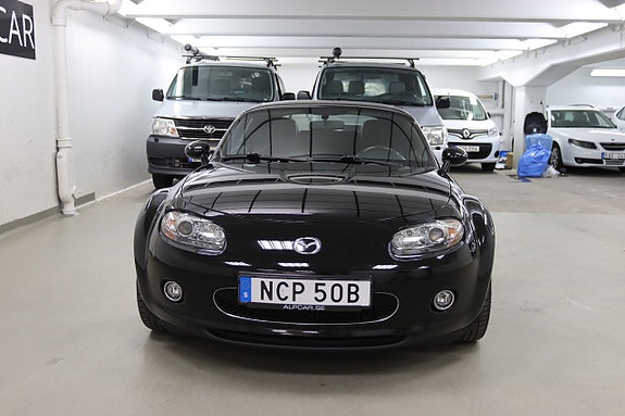 Mazda MX-5 2 of 5