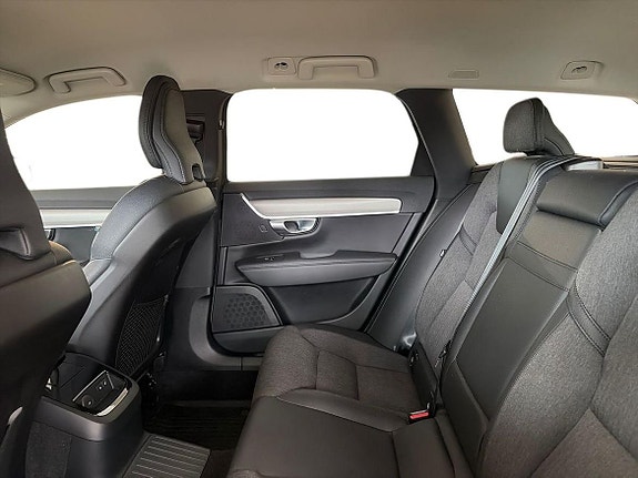 Volvo V90 10 of 19