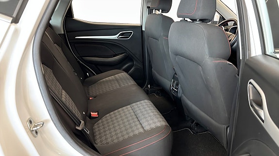 MG ZS 5 of 5