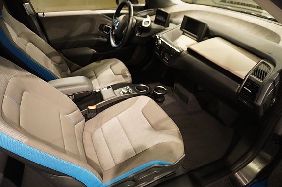BMW i3 9 of 14