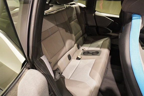 BMW i3 8 of 14