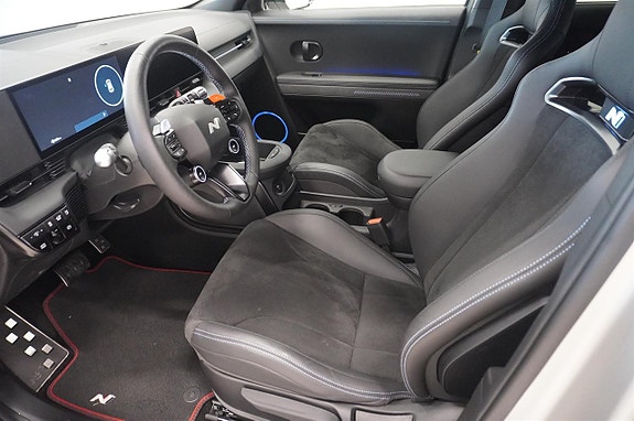 Hyundai Ioniq 5 2 of 23