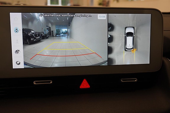 Hyundai IONIQ 11 of 17