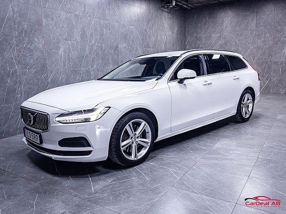 Volvo V90 3 of 5