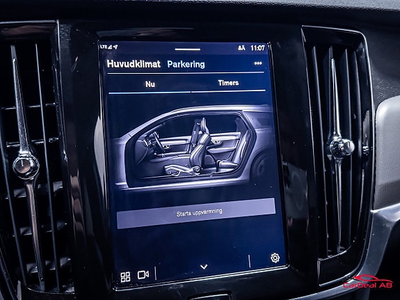 Volvo V90 27 of 30