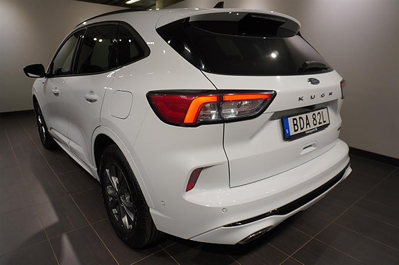 Ford Kuga 16 of 16
