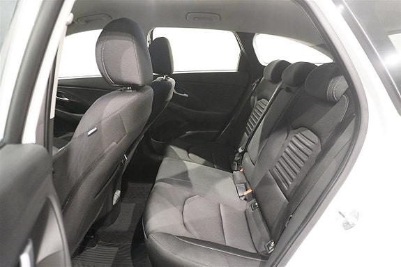 Hyundai i30 5 of 15