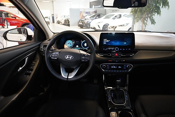 Hyundai i30 14 of 22