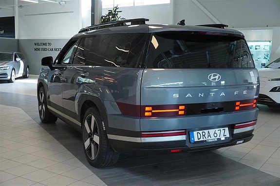 Hyundai Santa Fe 4 of 30
