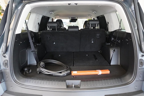 Hyundai Santa Fe 8 of 30