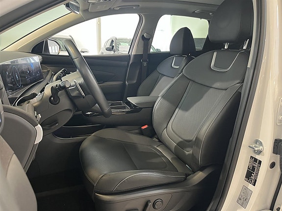 Hyundai Tucson 13 of 28
