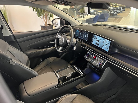 Hyundai Tucson 28 of 28