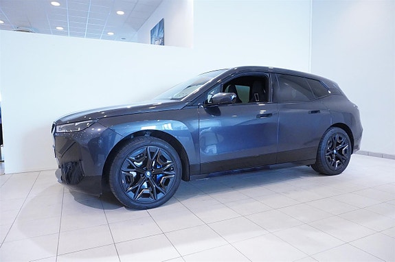 BMW iX 3 of 18