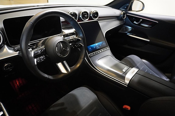 Mercedes-Benz C300 12 of 20