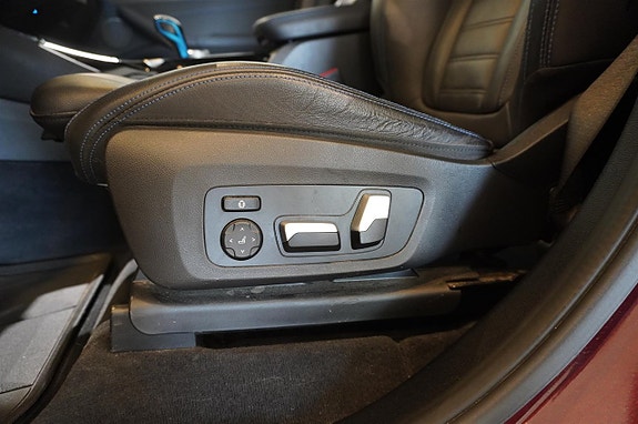 BMW iX3 10 of 17