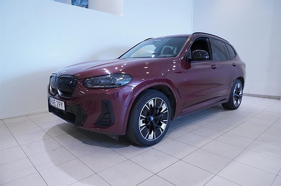 BMW iX3 2 of 17