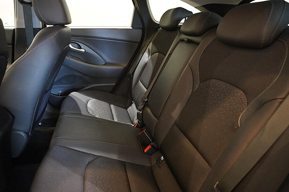 Hyundai i30 9 of 18