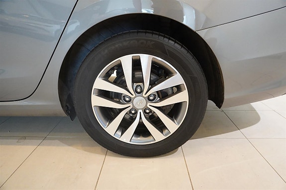 Hyundai i30 8 of 18
