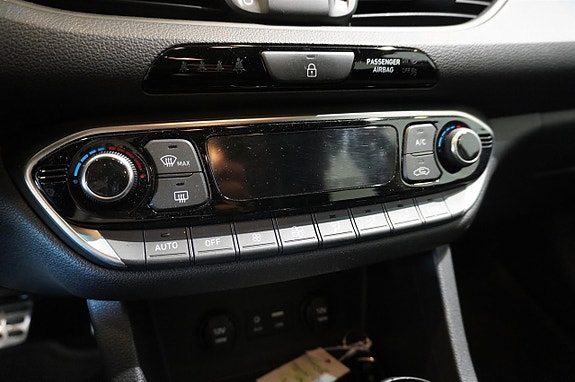 Hyundai i30 16 of 18