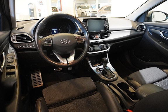 Hyundai i30 10 of 18