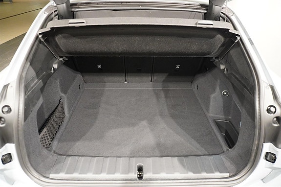 BMW iX2 7 of 16