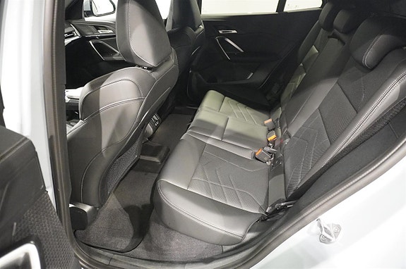 BMW iX2 6 of 16