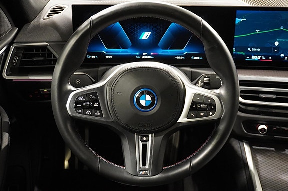 BMW i4 11 of 14