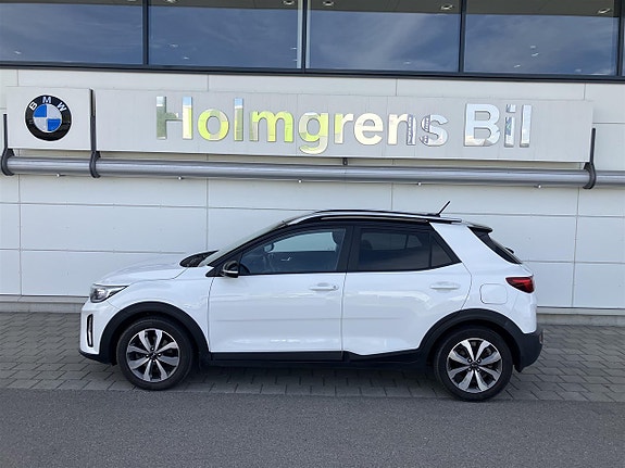 Kia Stonic 2 of 12