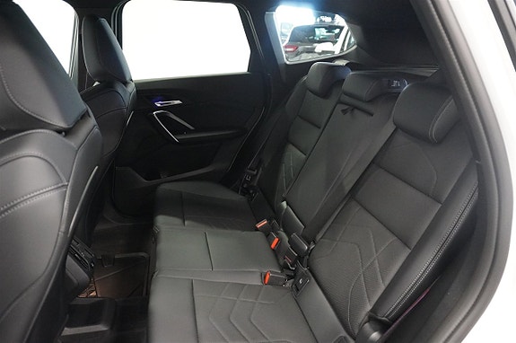 BMW X1 17 of 21