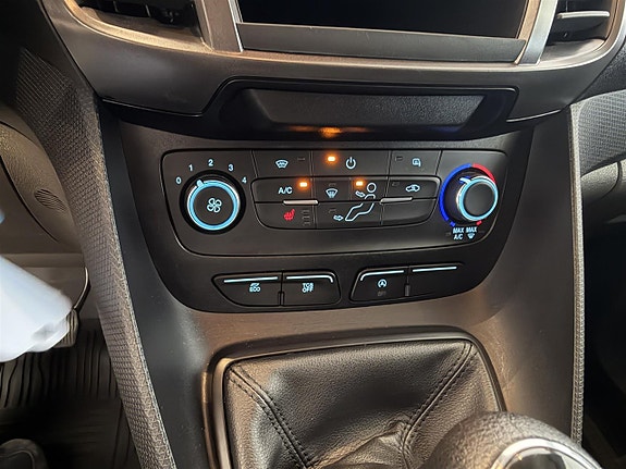 Ford Transit Connect 7 of 8
