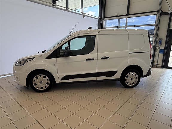 Ford Transit Connect 2 of 8