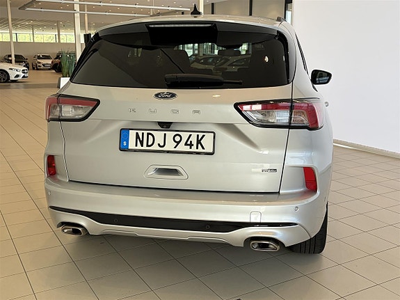 Ford Kuga 3 of 9