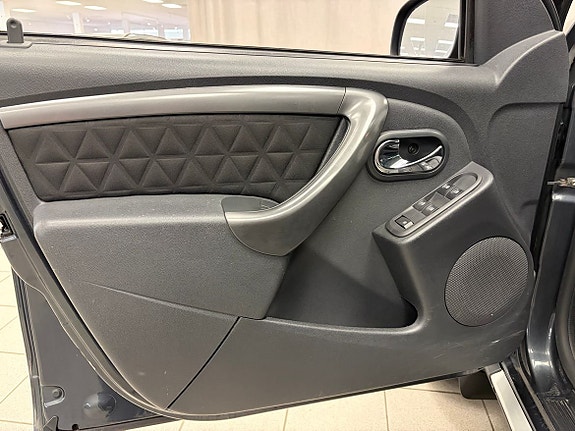 Dacia Duster 4 of 5