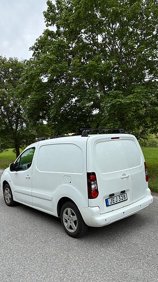 Peugeot Partner 3 of 5