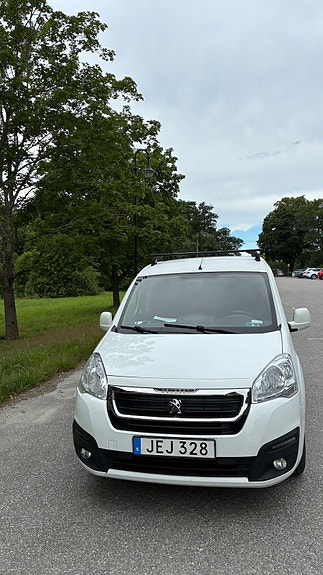 Peugeot Partner 4 of 5