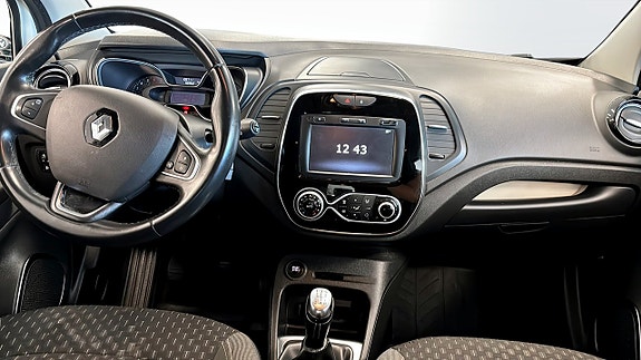 Renault Captur 4 of 5
