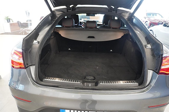 Mercedes-Benz GLC43 13 of 16