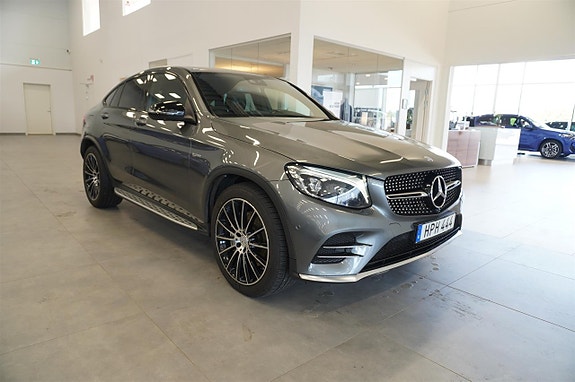 Mercedes-Benz GLC43 7 of 16