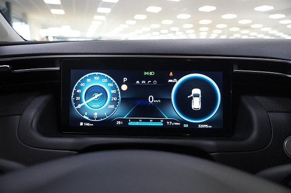 Hyundai Tucson 10 of 12
