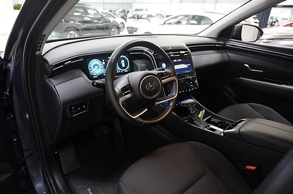 Hyundai Tucson 2 of 5