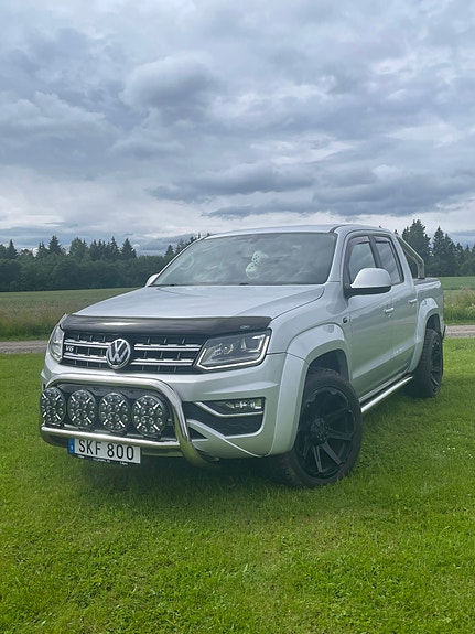 Volkswagen Amarok 2 of 5